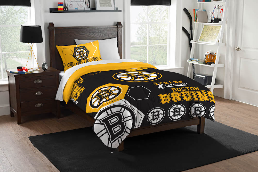 Boston Bruins Twin Comforter Set with Sham