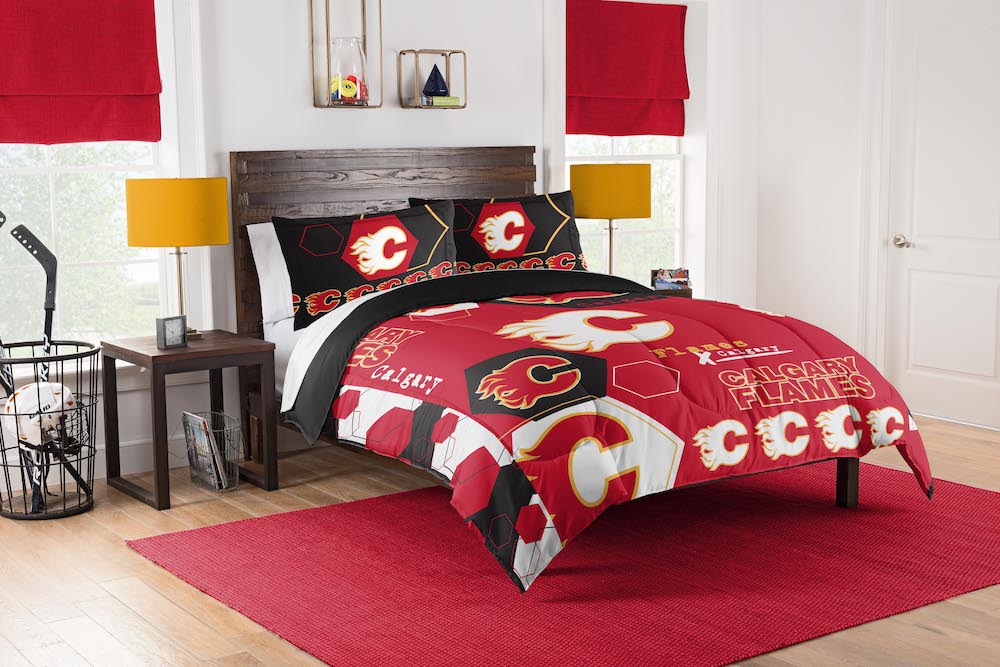 Calgary Flames QUEEN/FULL size Comforter and 2 Shams