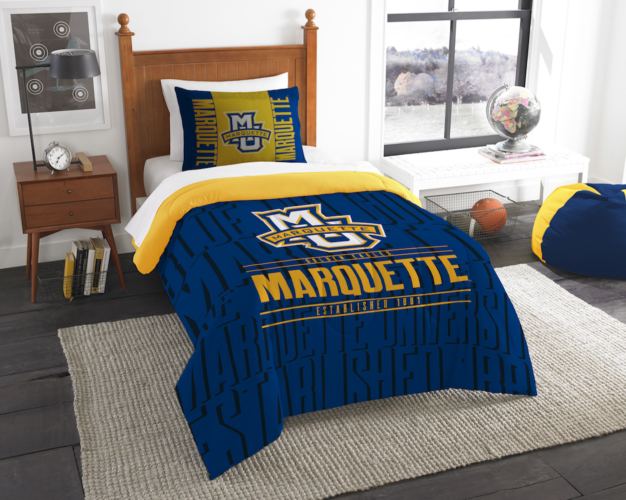 Marquette Golden Eagles Twin Comforter Set with Sham