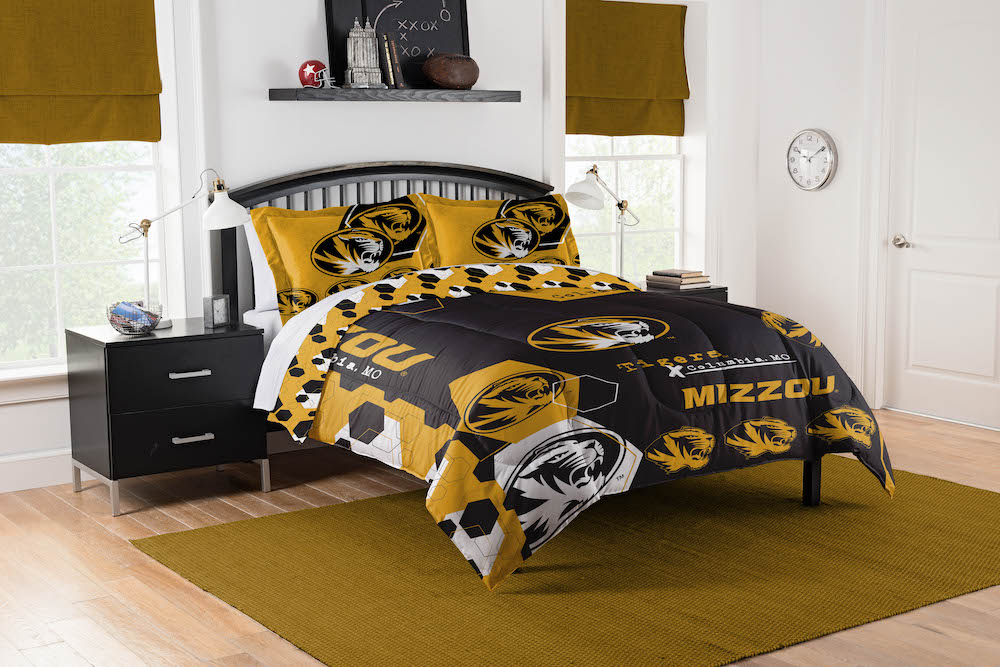 Missouri Tigers QUEEN/FULL size Comforter and 2 Shams