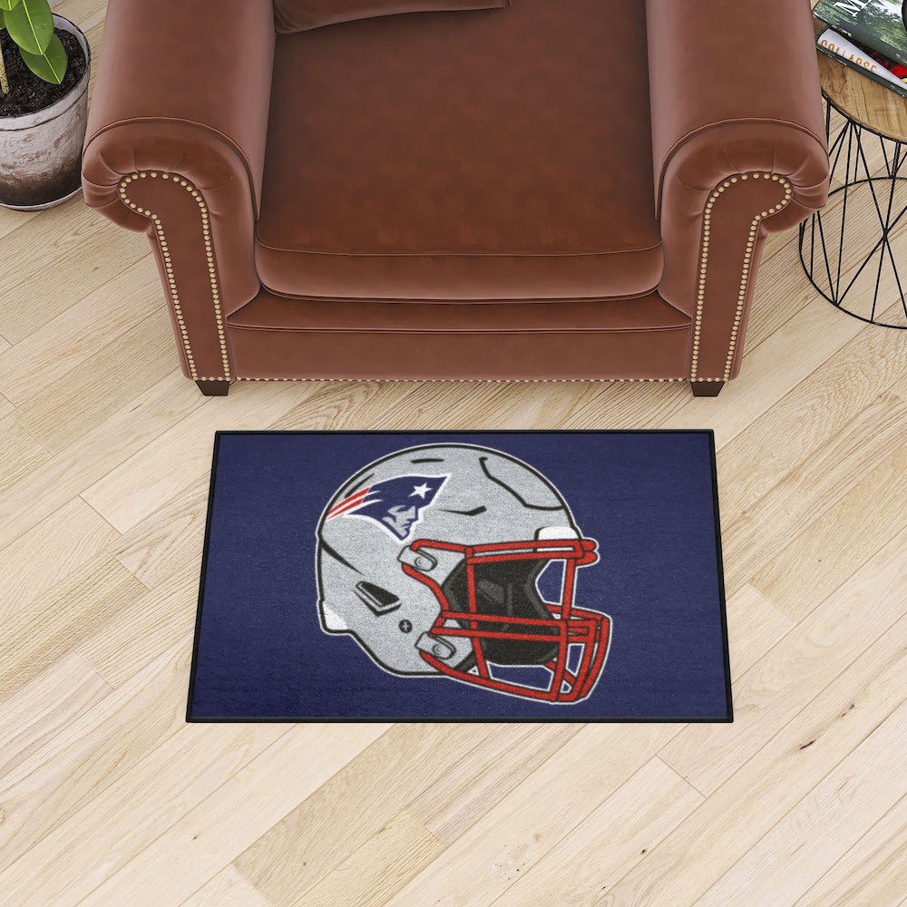 New England Patriots 20 x 30 STARTER Floor Mat - Helmet Logo