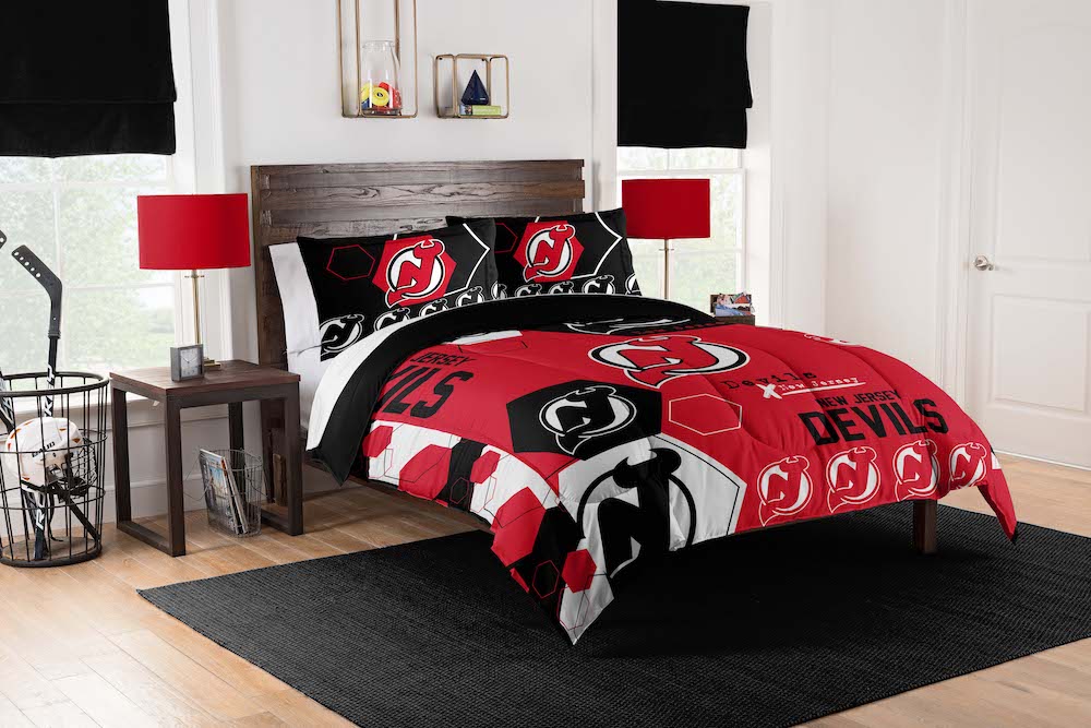 New Jersey Devils QUEEN/FULL size Comforter and 2 Shams