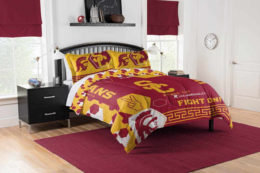USC Trojans QUEEN/FULL size Comforter and 2 Shams