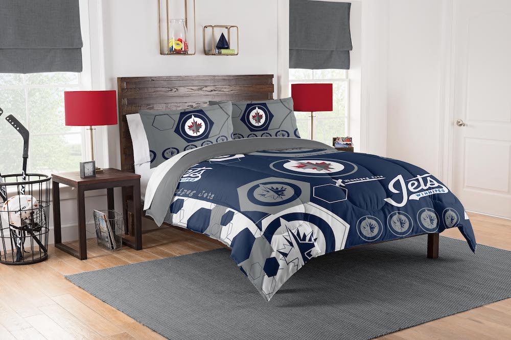 Winnipeg Jets QUEEN/FULL size Comforter and 2 Shams