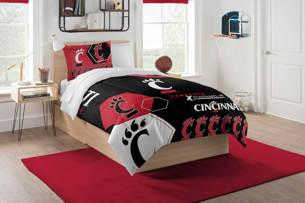 Cincinnati Bearcats Twin Comforter Set with Sham