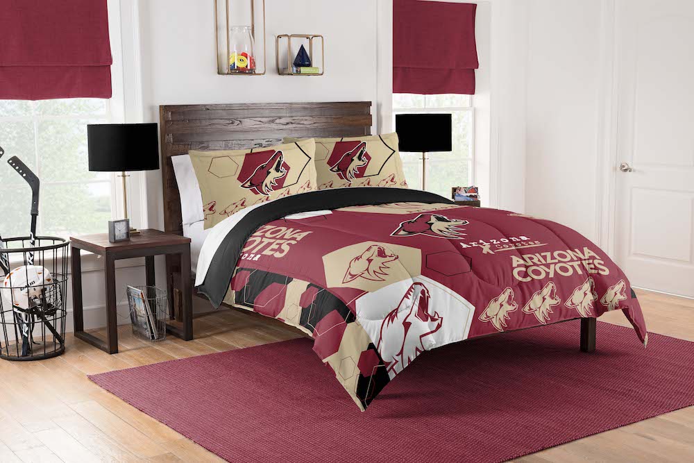Arizona Coyotes QUEEN/FULL size Comforter and 2 Shams