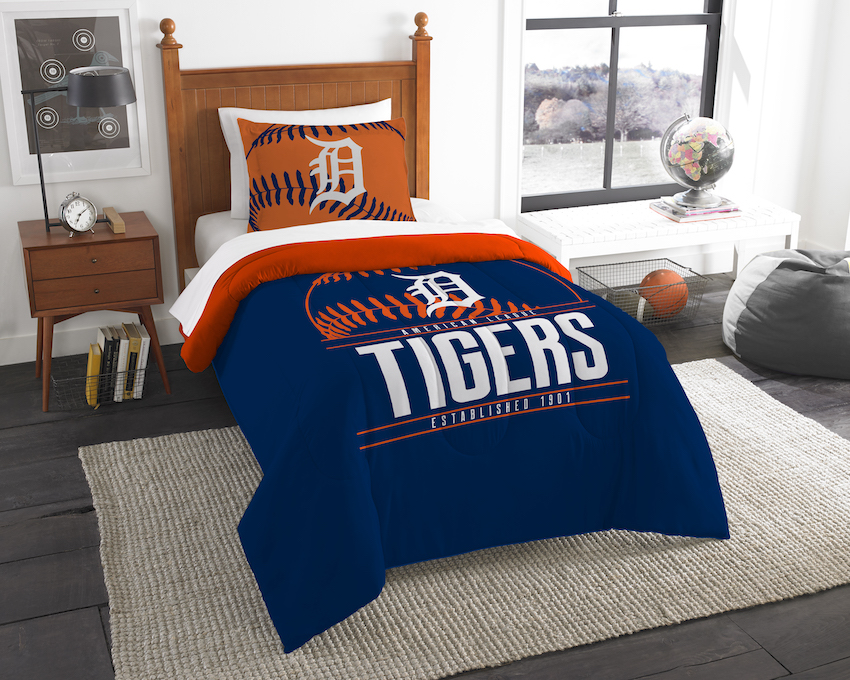 Detroit Tigers Twin Comforter Set with Sham
