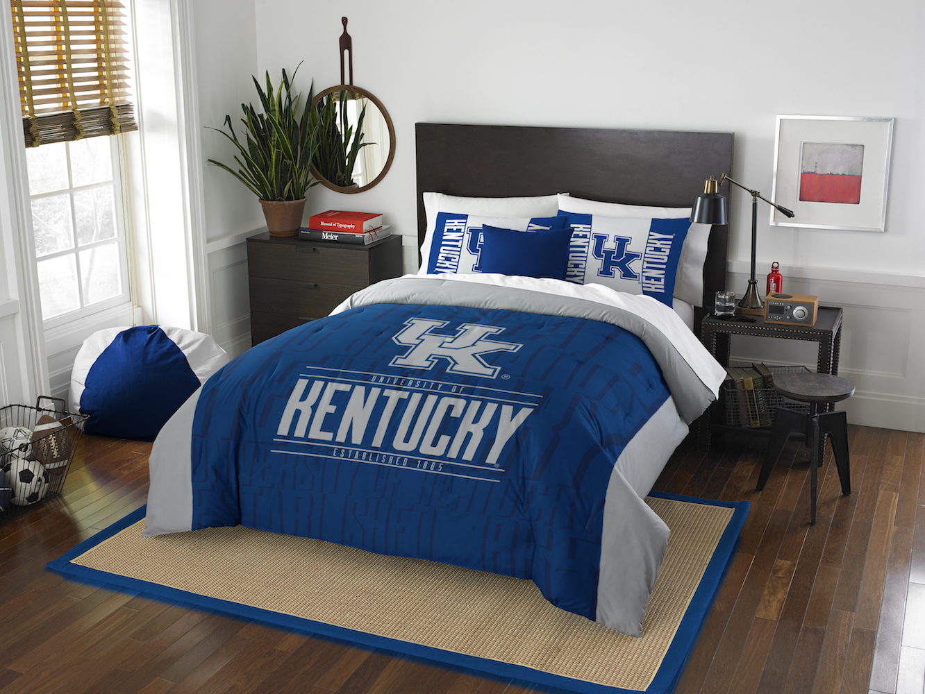 Kentucky Wildcats QUEEN/FULL size Comforter and 2 Shams