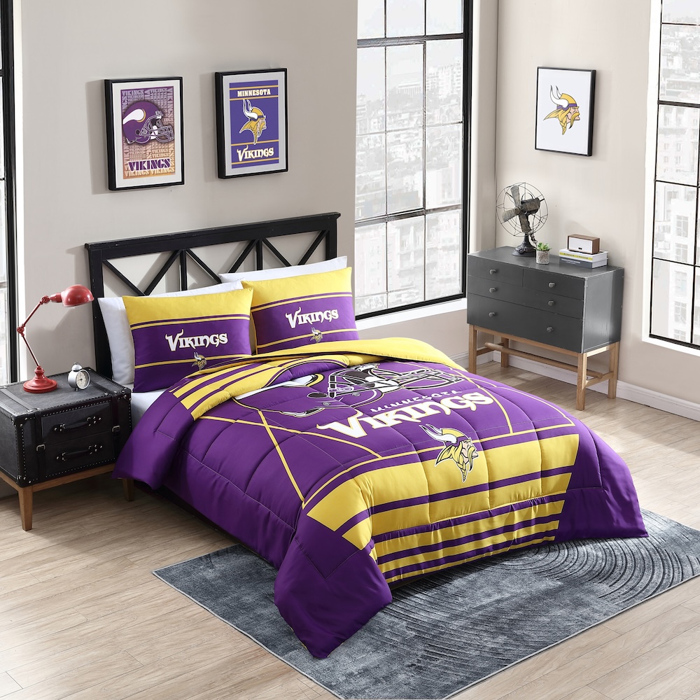 Minnesota Vikings QUEEN/FULL size Comforter and 2 Shams