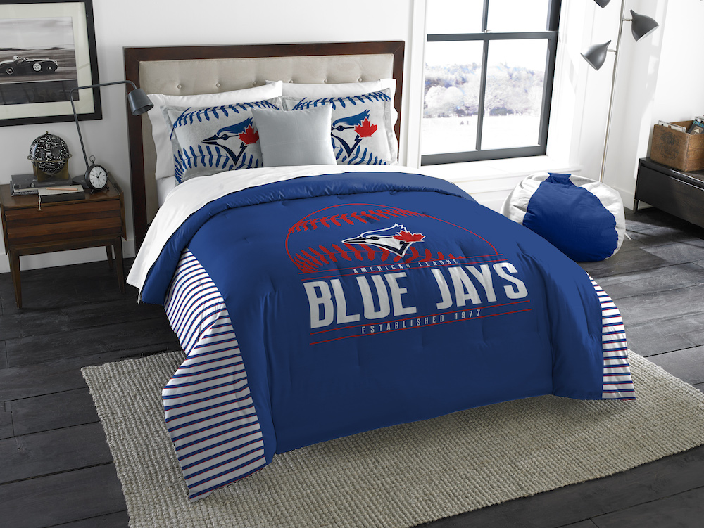 Toronto Blue Jays KING size Comforter and 2 Shams